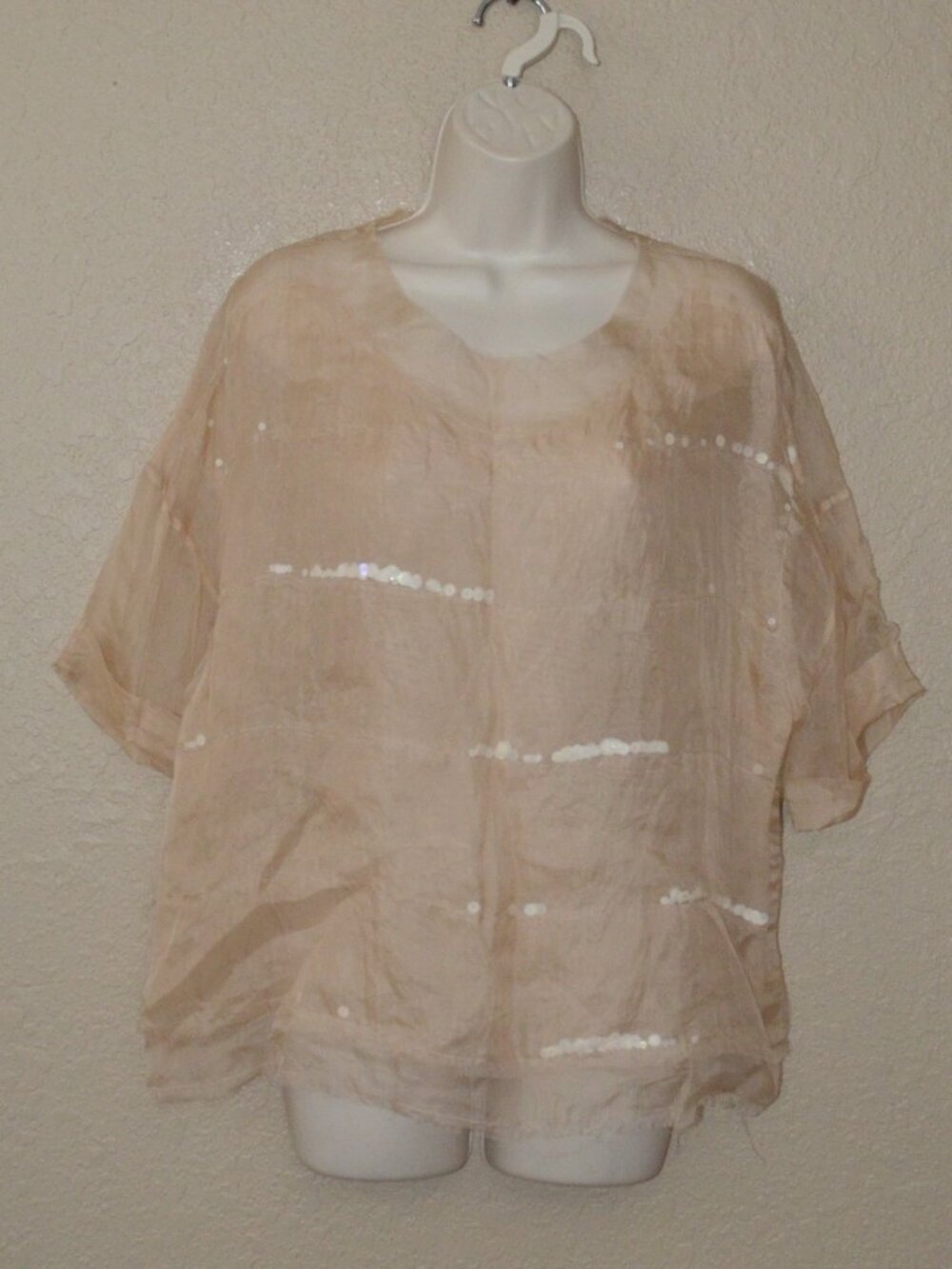 Sz XS Louiza Babouryan Beige Silk Sheer Sequin Detail Short Sleeve Blouse Top